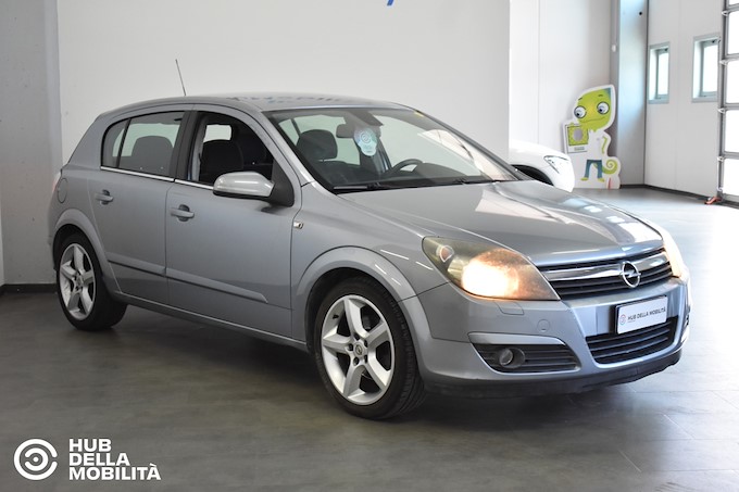 OPEL Astra 1.7 CDTI 101CV 5 porte Elegance